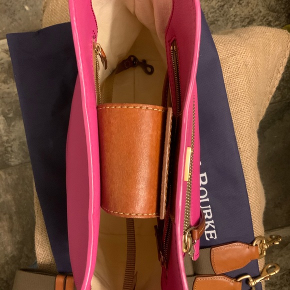 Dooney& Bourke Medium Roxy - Picture 5 of 8